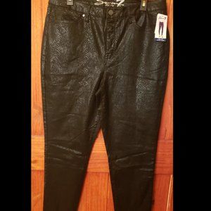 Brand New Women's Size 18 Pants by Seven7